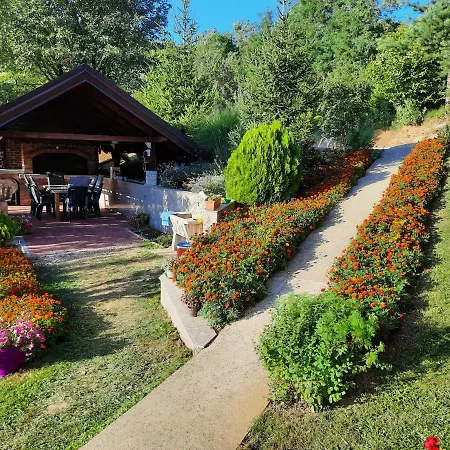 Lägenhet Semizovac Holiday House