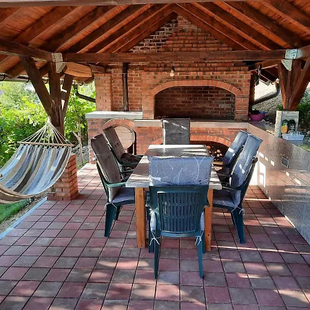 Lägenhet Semizovac Holiday House